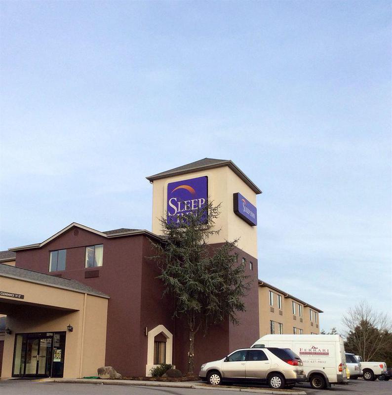 Clarion Pointe Sevierville-pigeon Forge
